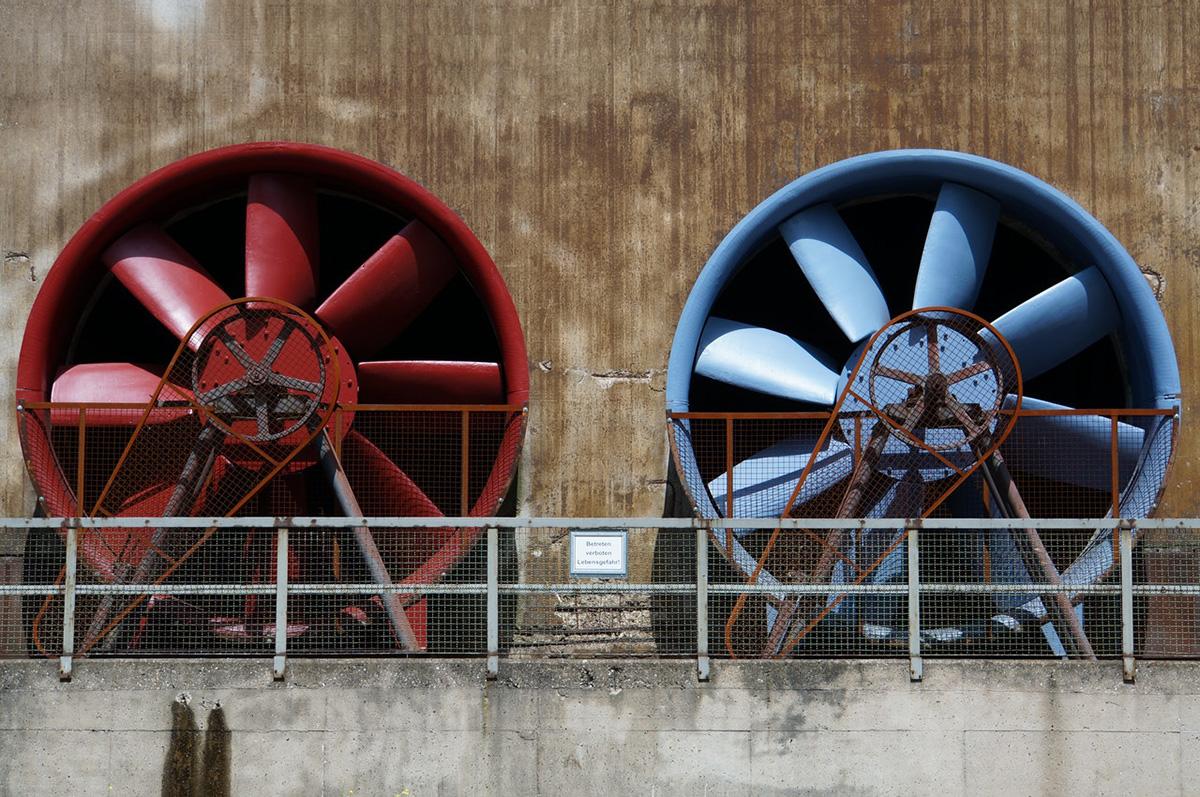 a red and blue large fan